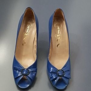 Vintage Nina leather Blue peeptoe pumps